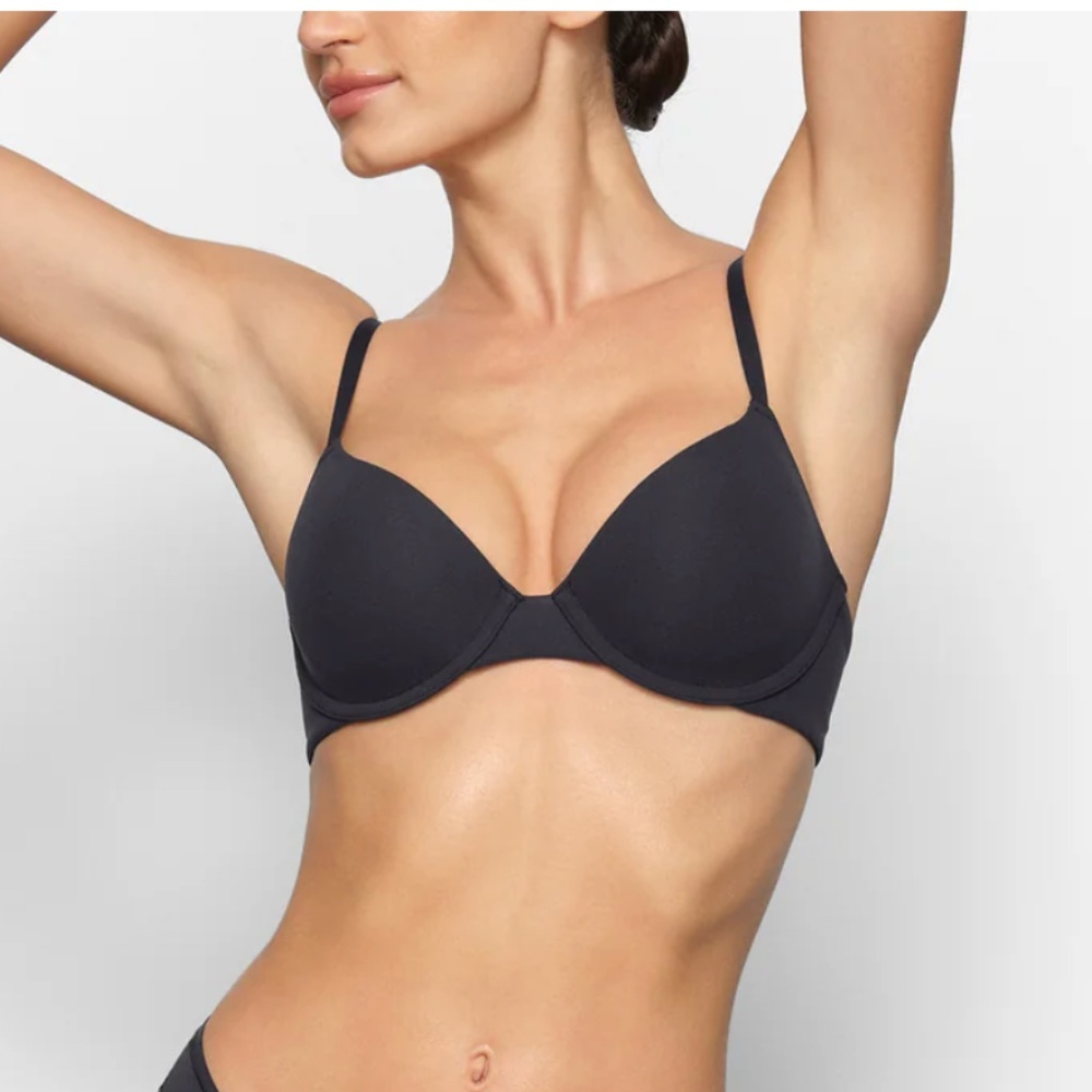 NWT SKIMS Fits Everybody Demi T-Shirt Bra BR-UWR- 2294 ONYX size 38DD